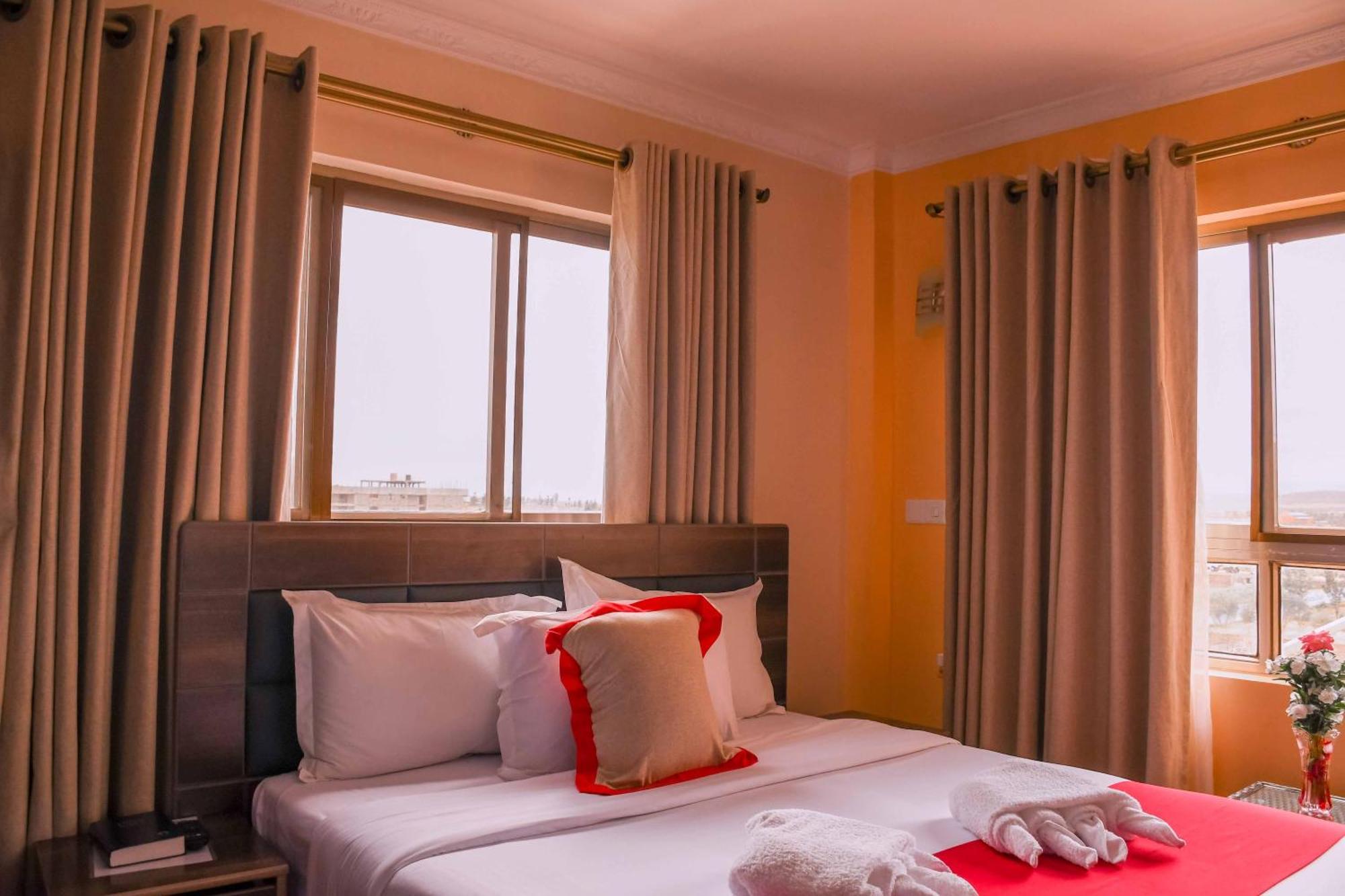 Buraha Zenoni Hotel And Resort 나쿠루 외부 사진