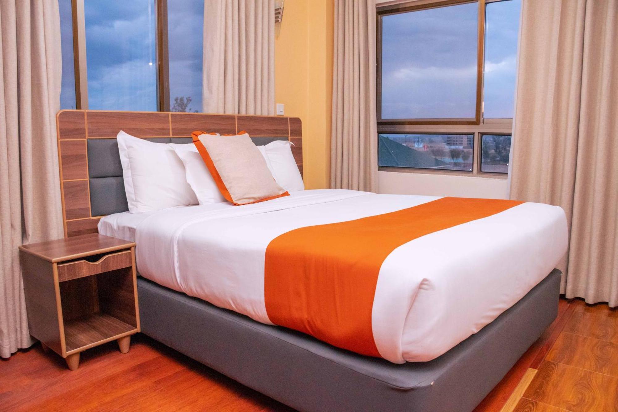 Buraha Zenoni Hotel And Resort 나쿠루 외부 사진