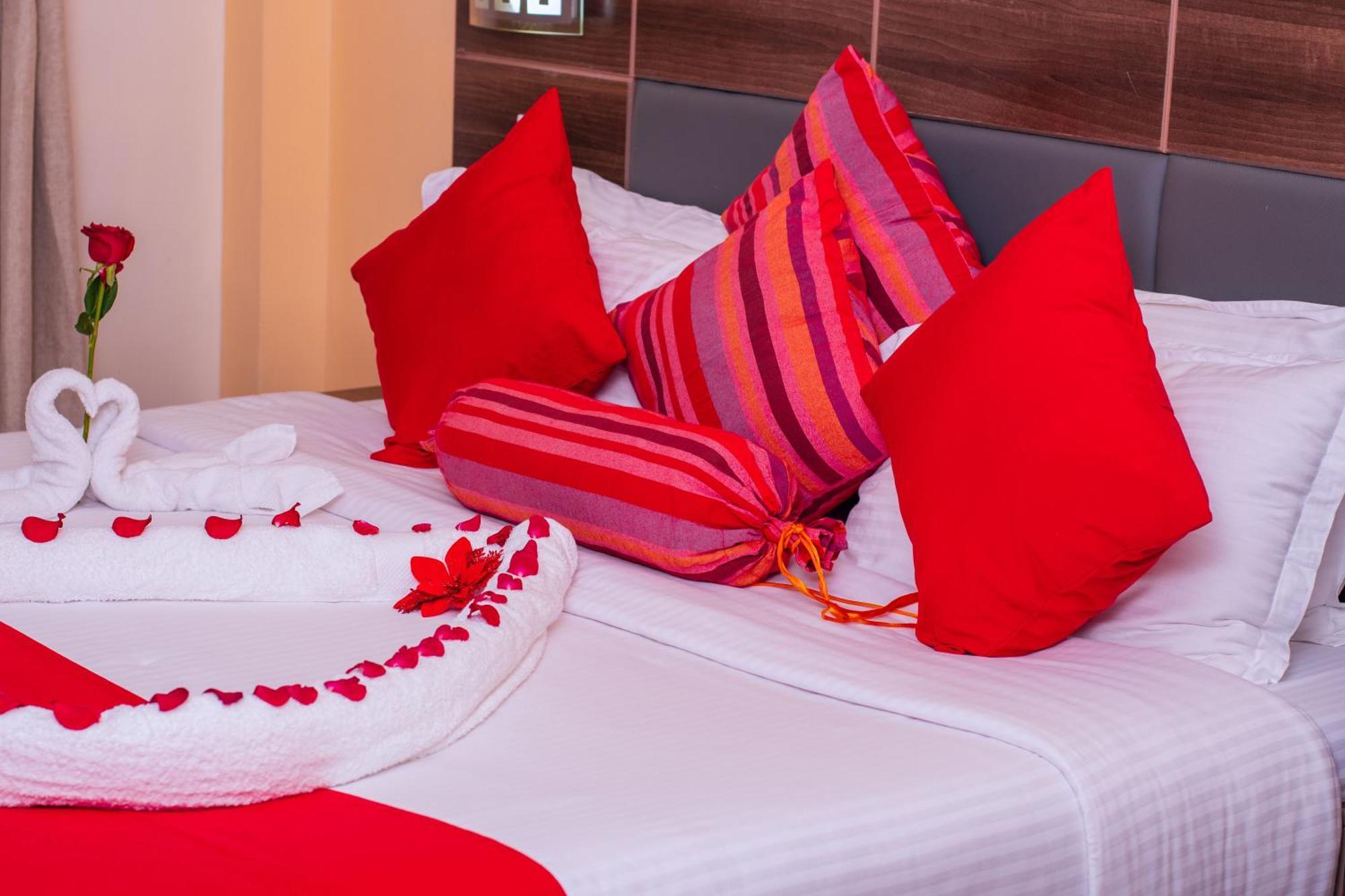 Buraha Zenoni Hotel And Resort 나쿠루 외부 사진