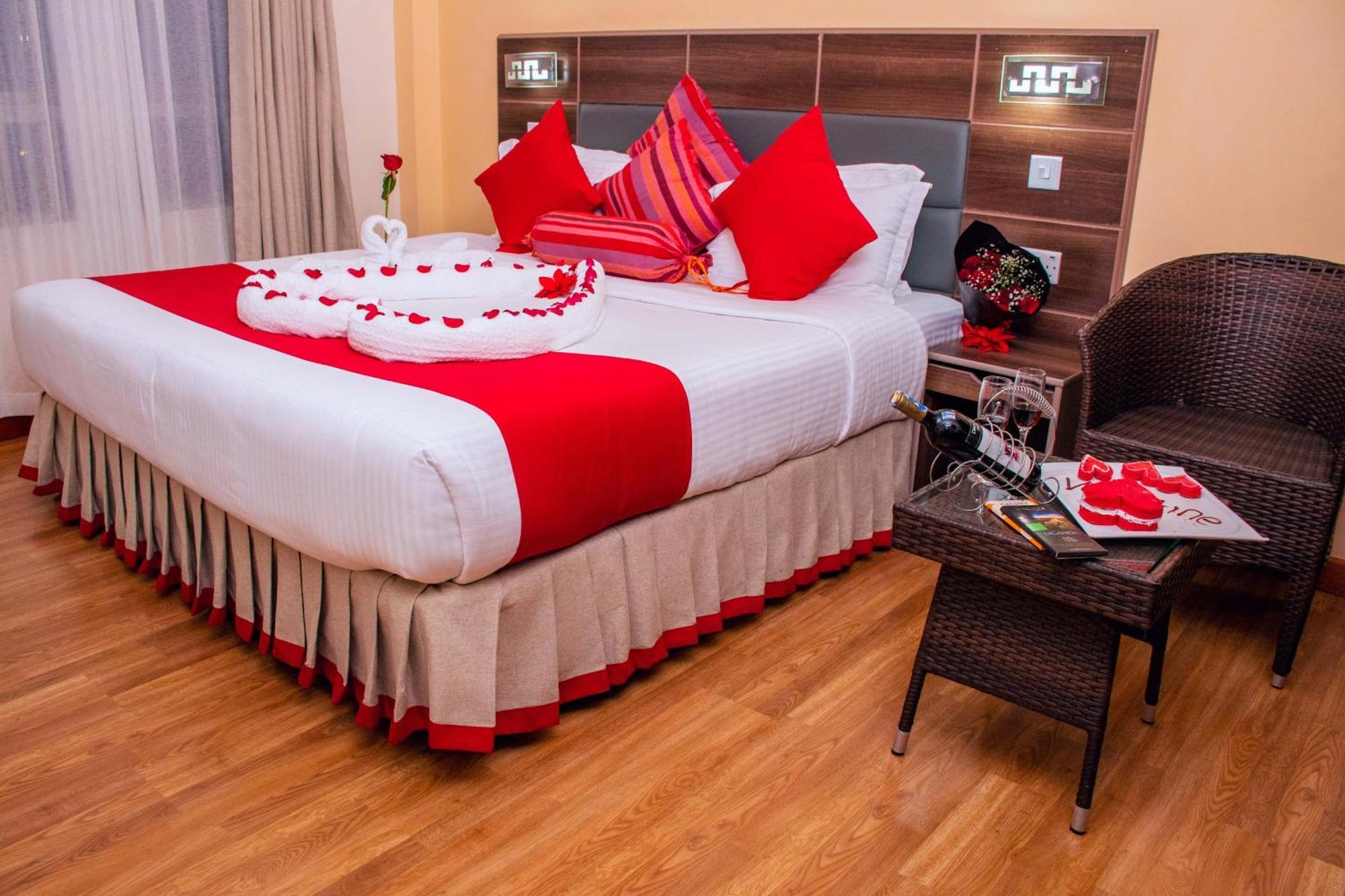 Buraha Zenoni Hotel And Resort 나쿠루 외부 사진