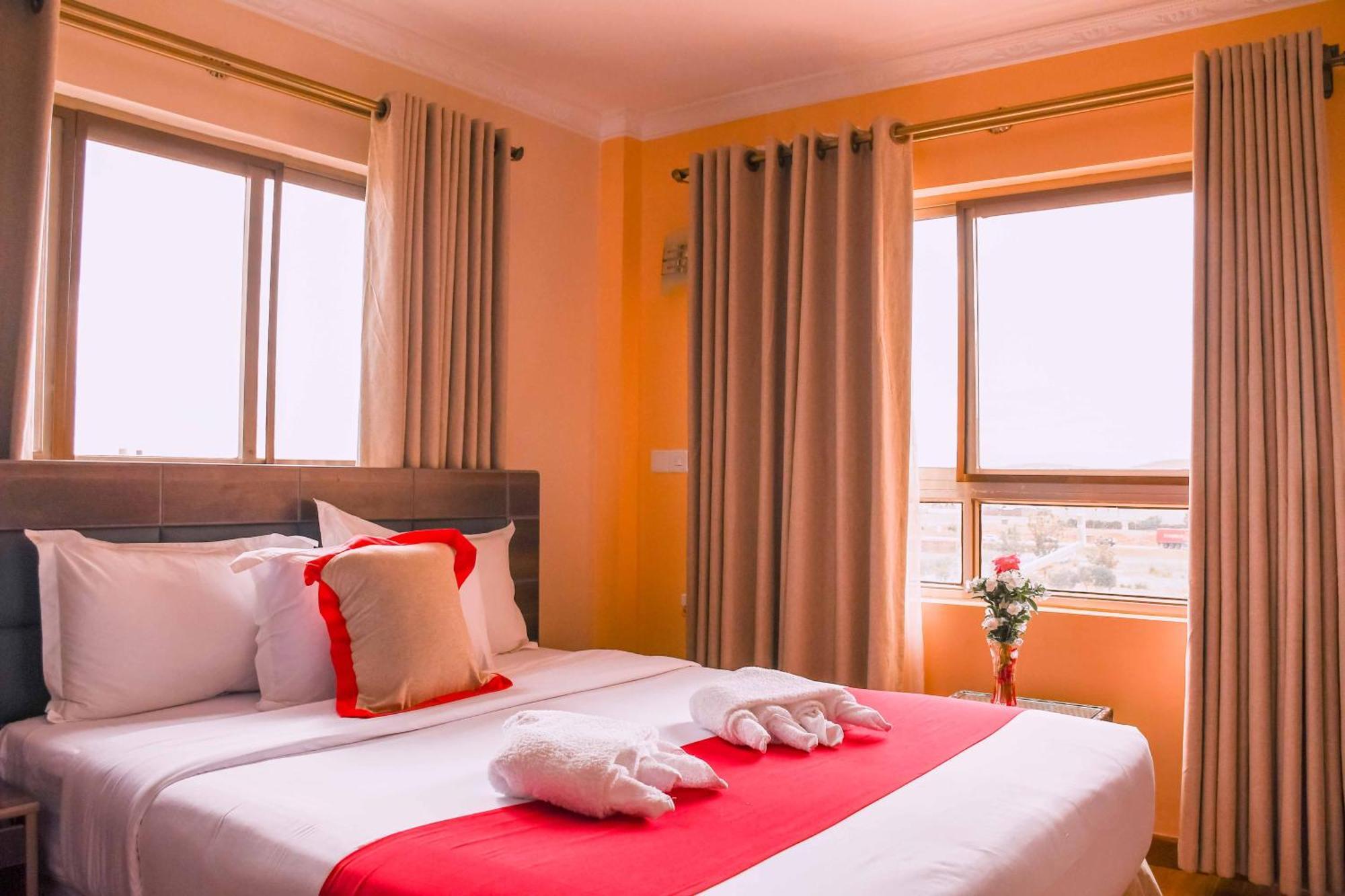 Buraha Zenoni Hotel And Resort 나쿠루 외부 사진