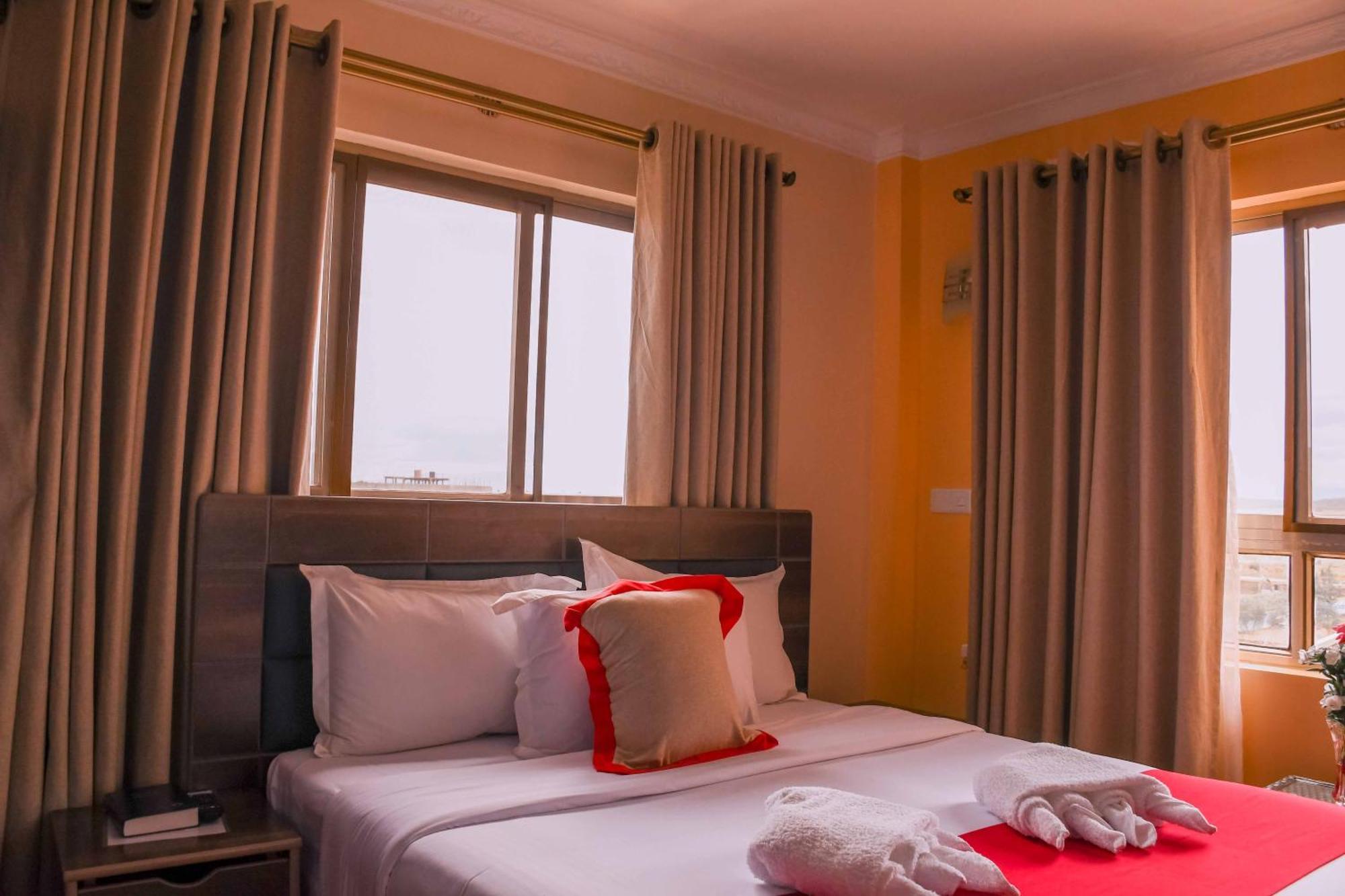 Buraha Zenoni Hotel And Resort 나쿠루 외부 사진