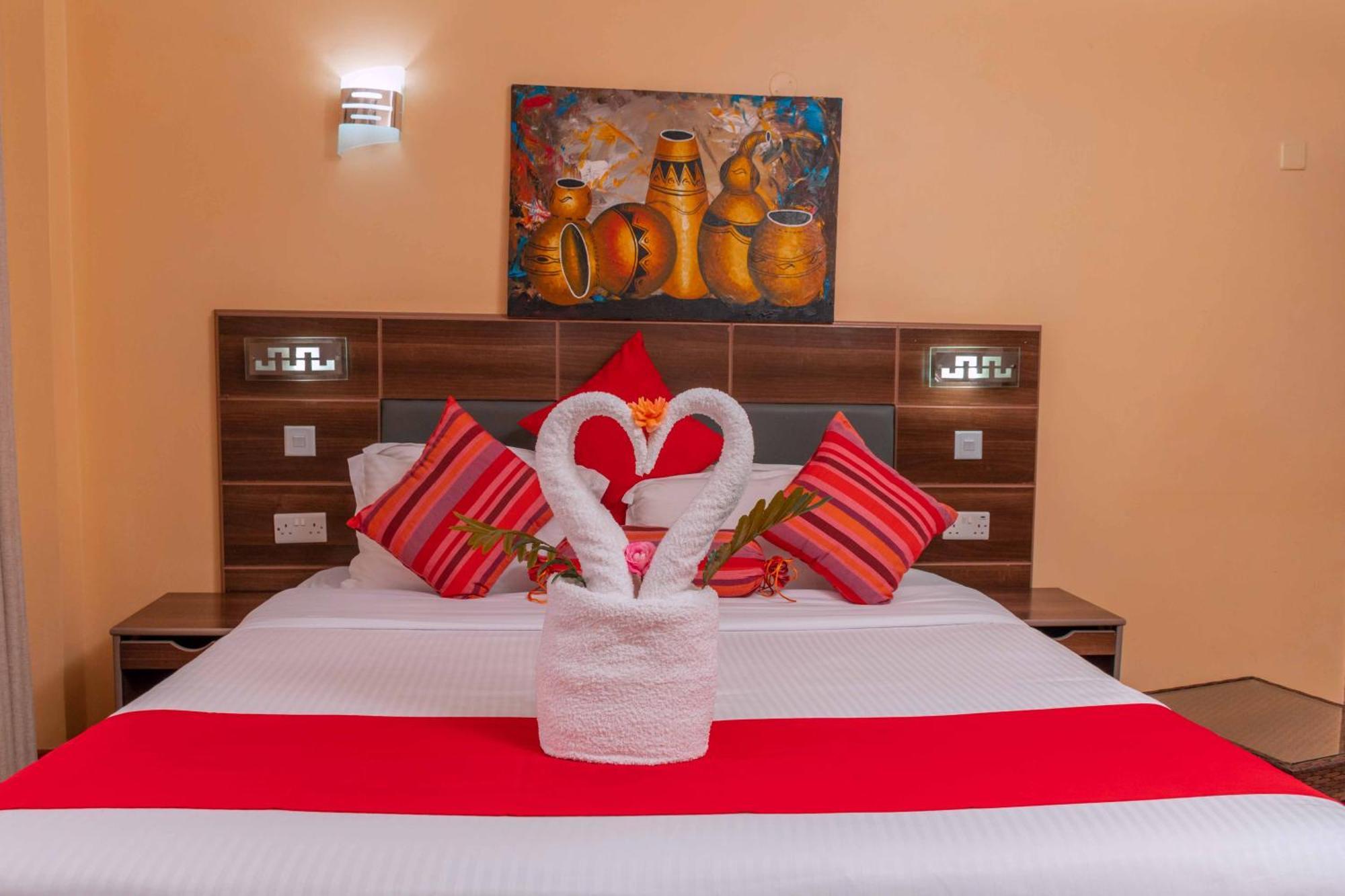 Buraha Zenoni Hotel And Resort 나쿠루 외부 사진