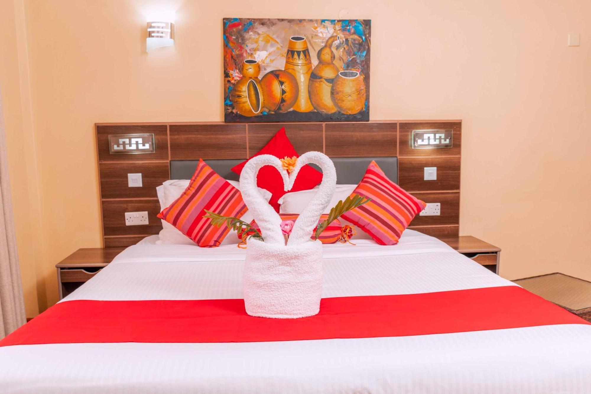 Buraha Zenoni Hotel And Resort 나쿠루 외부 사진